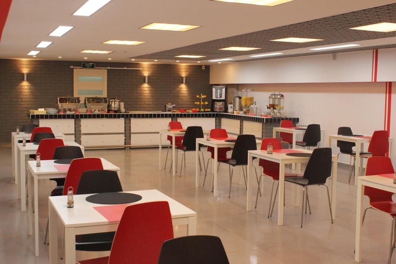 Chisto Hotel Gomel Esterno foto